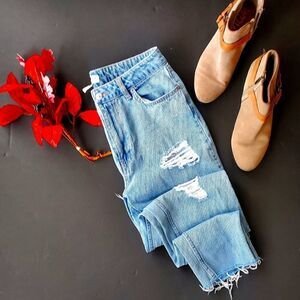 H&M Cochella Distressed Jeans